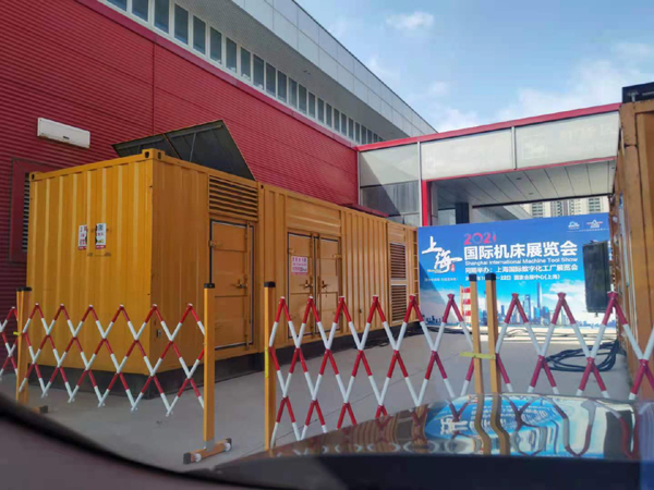 乌坡镇出租发电机-柴油发电机和汽油发电机哪个更好一些？