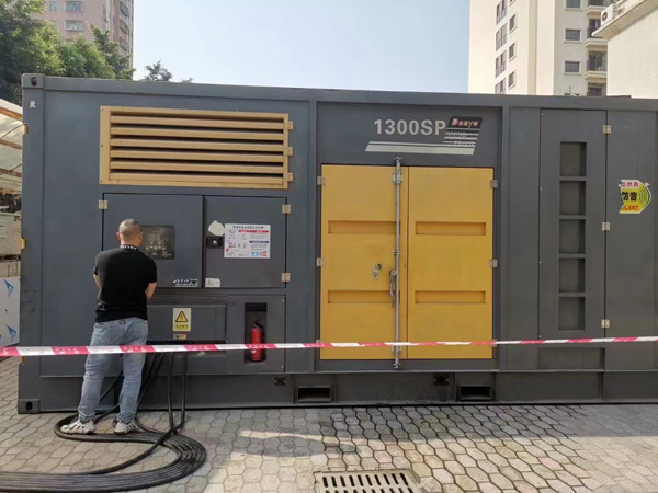 乌坡镇100kw柴油发电机组的机油应该如何选择？